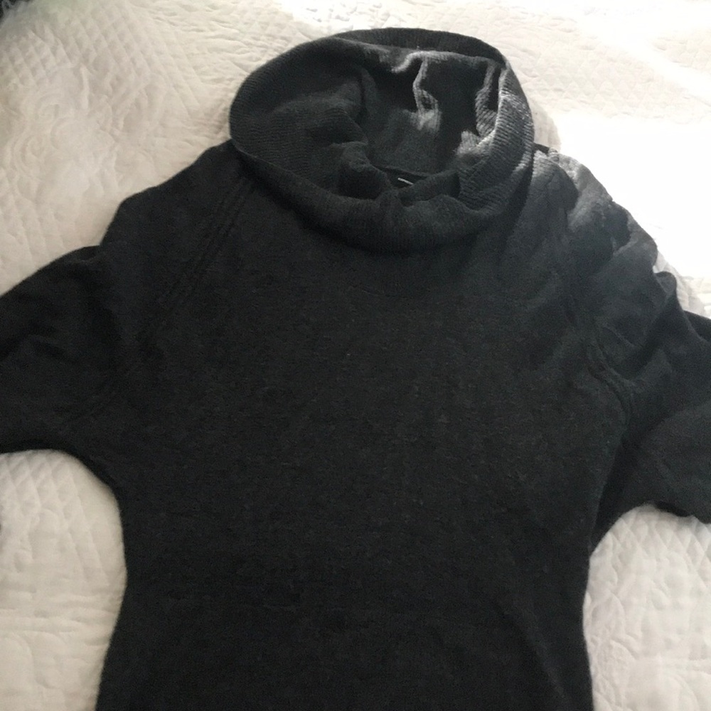 Express gorgeous grey sweater..great condition!